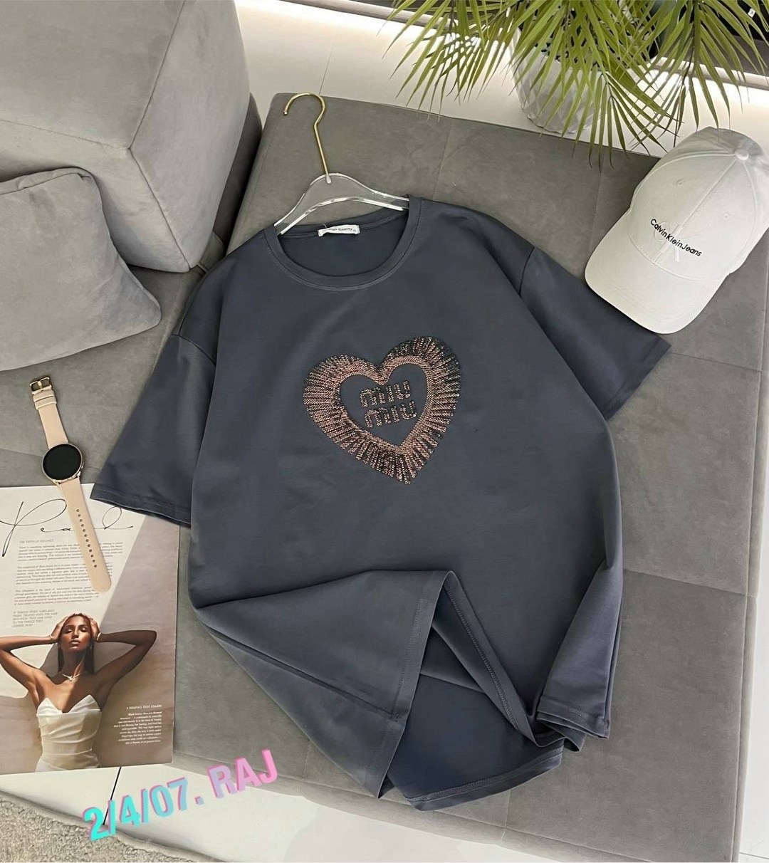 футболка женская,футболки женские оверсайз,футболка оверсайз с сердцами,футболки модные,футболки оверсайз с принтами