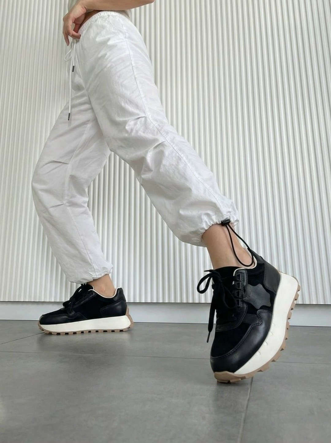 ,кроссовки женскиe,кроссовки женские на платформе,женские кроссовки замшевые,модные кроссовки