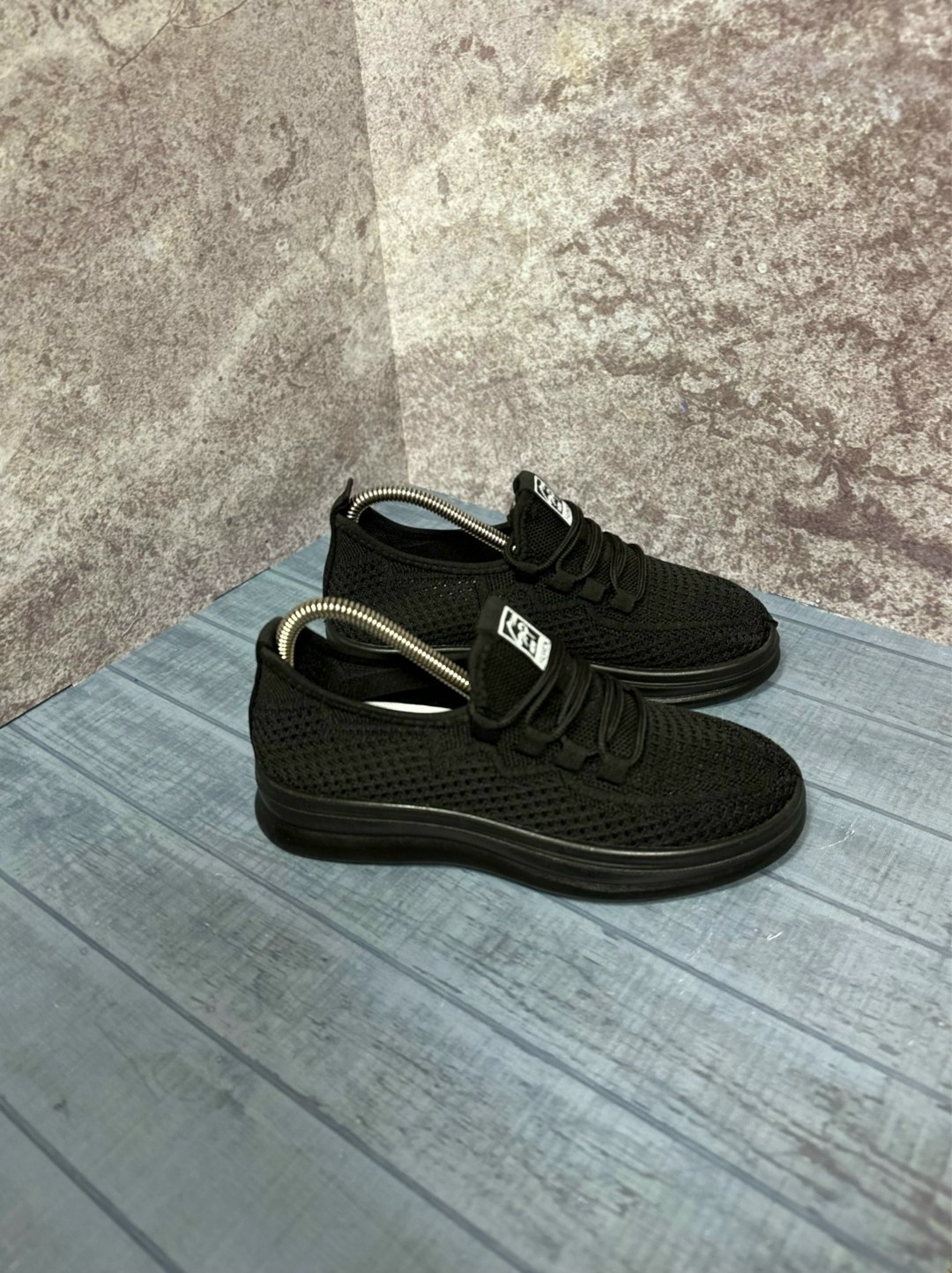 ,кроссовки женскиe,спортивная ,кроссовки черные,повседневные кроссовки