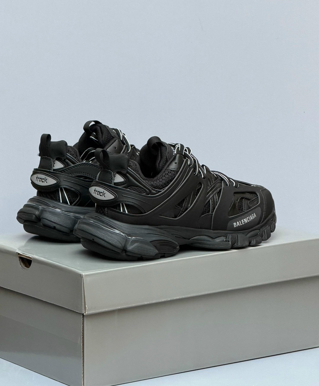 кроссовки balenciaga track sneaker черный,кроссовки balenciaga,кроссовки balenciaga track,кроссовки женские balenciaga,мужские кроссовки balenciaga track черные