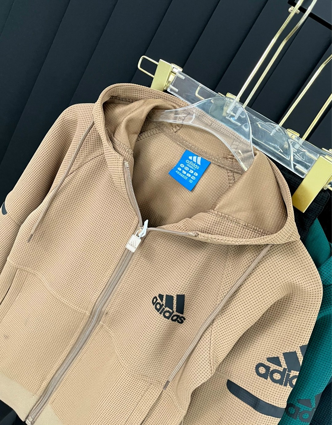 костюм adidas спортивный,спортивный костюм,костюм спортивный мужской adidas,спортивные костюмы на флисе,костюм повседневный