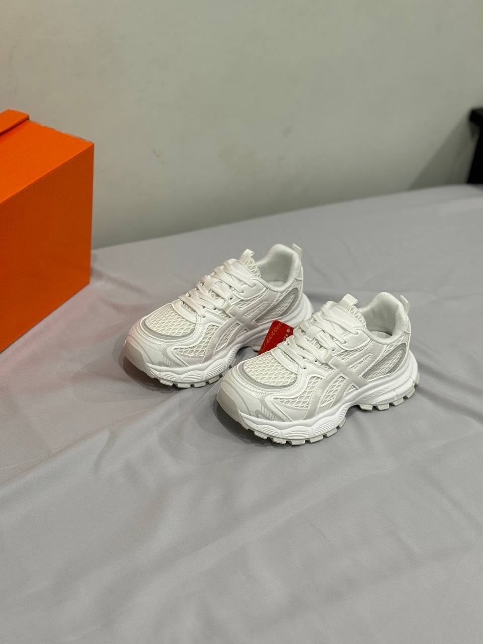 женские кроссовки,кроссовки,кроссовки модные,кроссовки женские balenciaga,спортивная