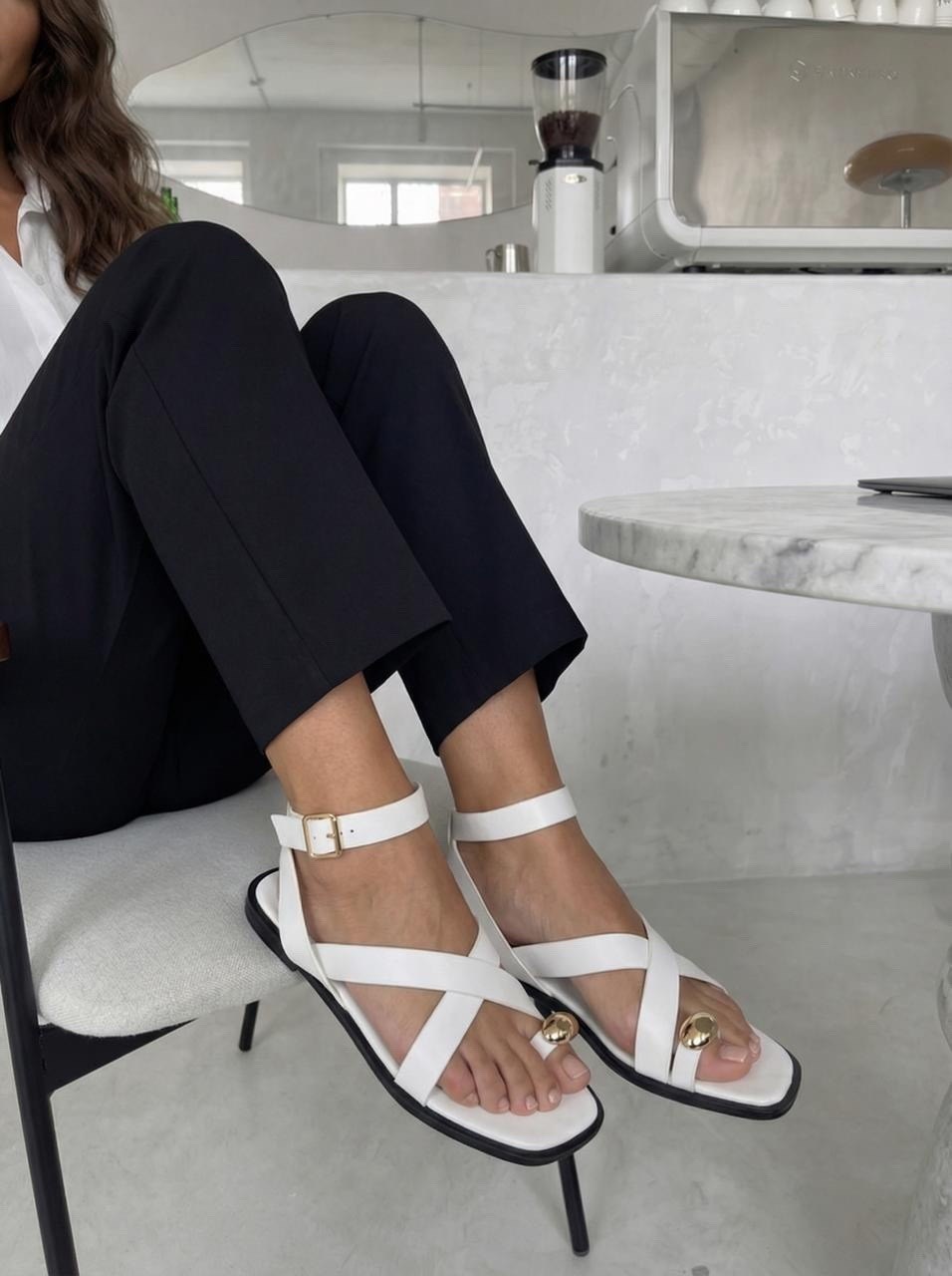 женские босоножки,стильные босоножки,босоножки летние,босоножки сандали,белые босоножки