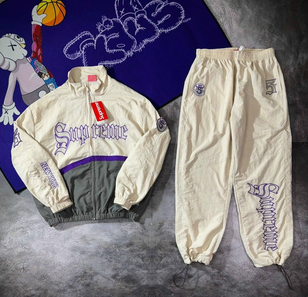 куртка суприм,универсальная куртка,куртка,бомбер куртка,спортивная куртка