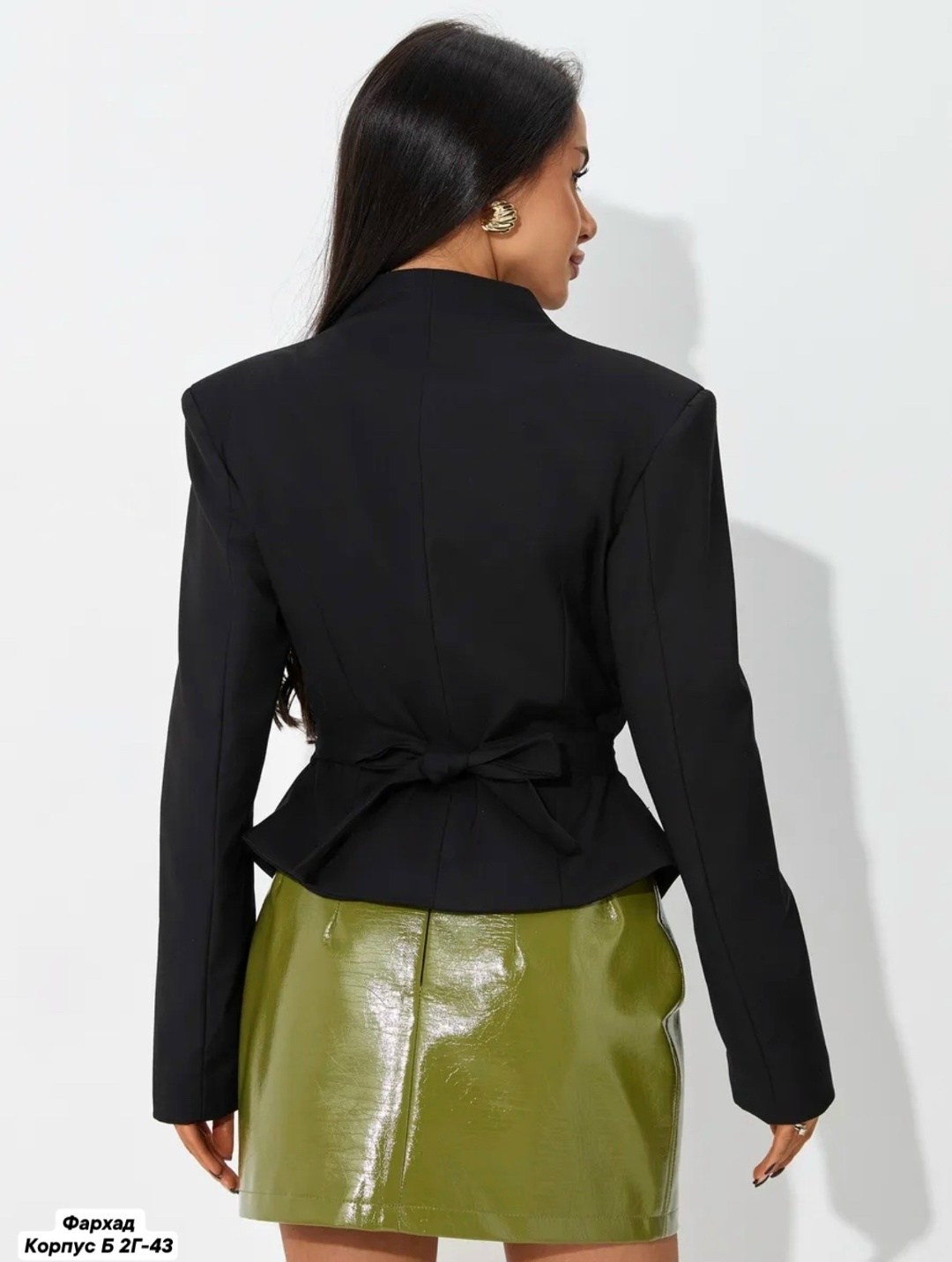 жакет с баской,жакет с лацканами,брючный костюм,пиджак приталенный,жакет