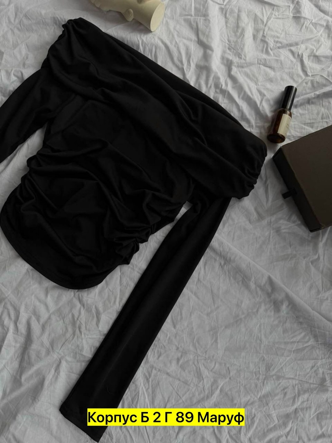 женская кофта,кардиган кофта,кофта с открытыми плечами,лонгслив с открытыми плечами,приталенный топ с драпировкой zara черный