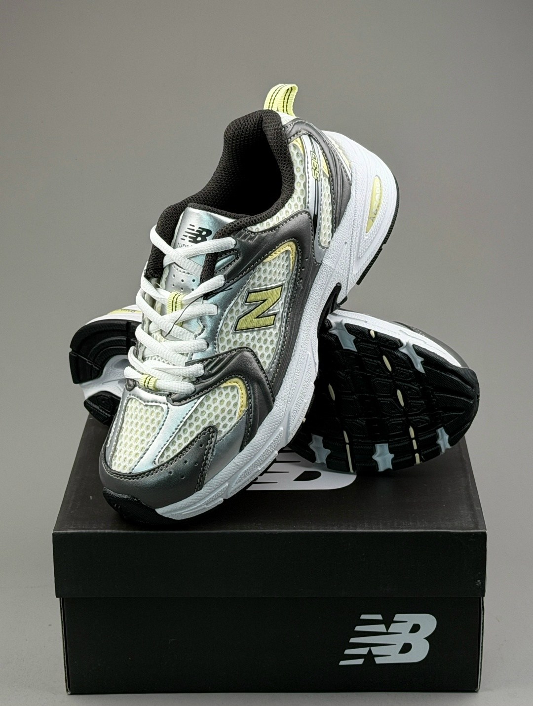 кроссовки,кроссовки женские,повседневные кроссовки,кроссовки универсальные,спортивные кроссовки