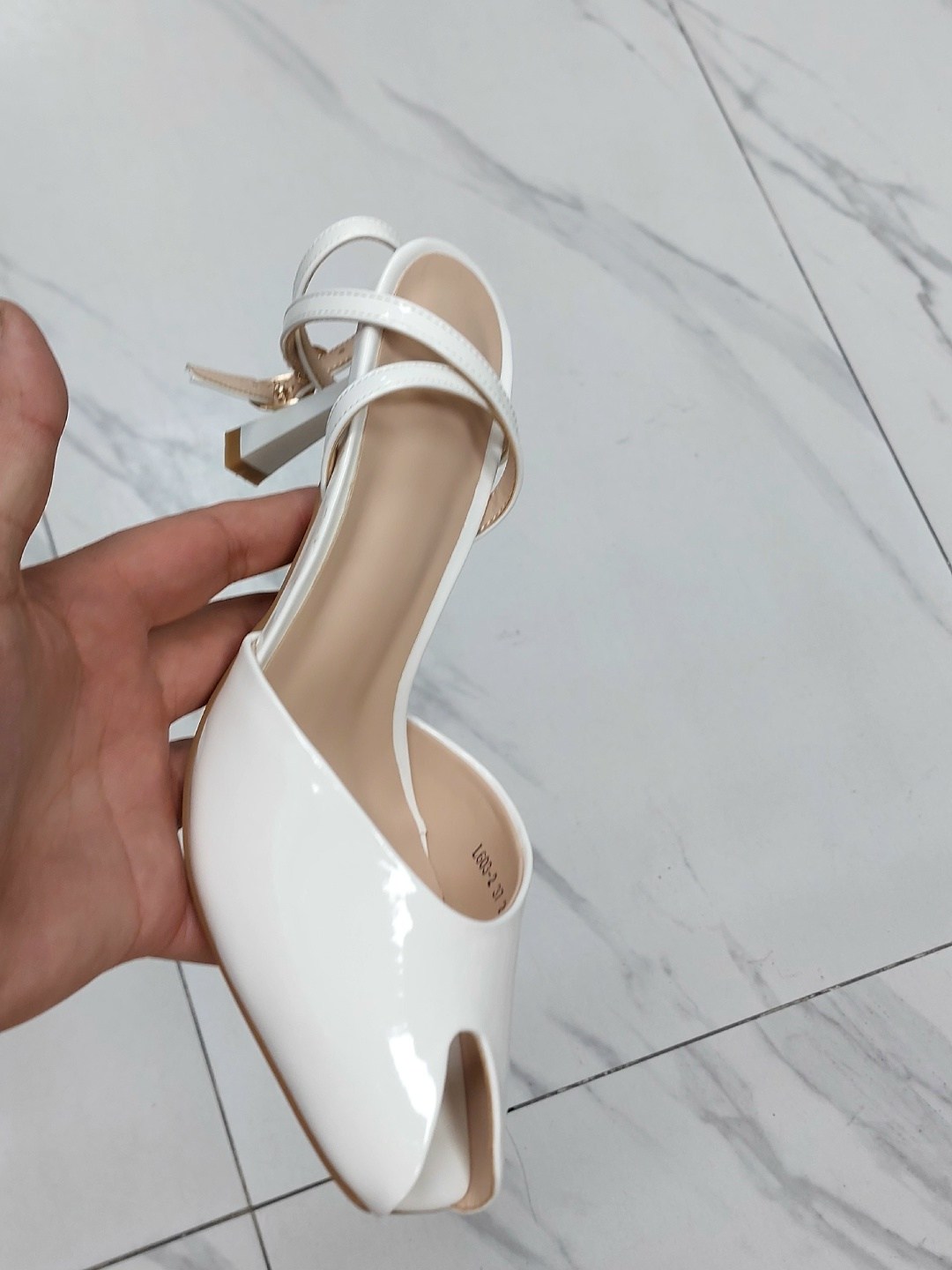 женские босоножки,босоножки женские лаковые,женская ,босоножки с перфорацией,женские туфли лодочки