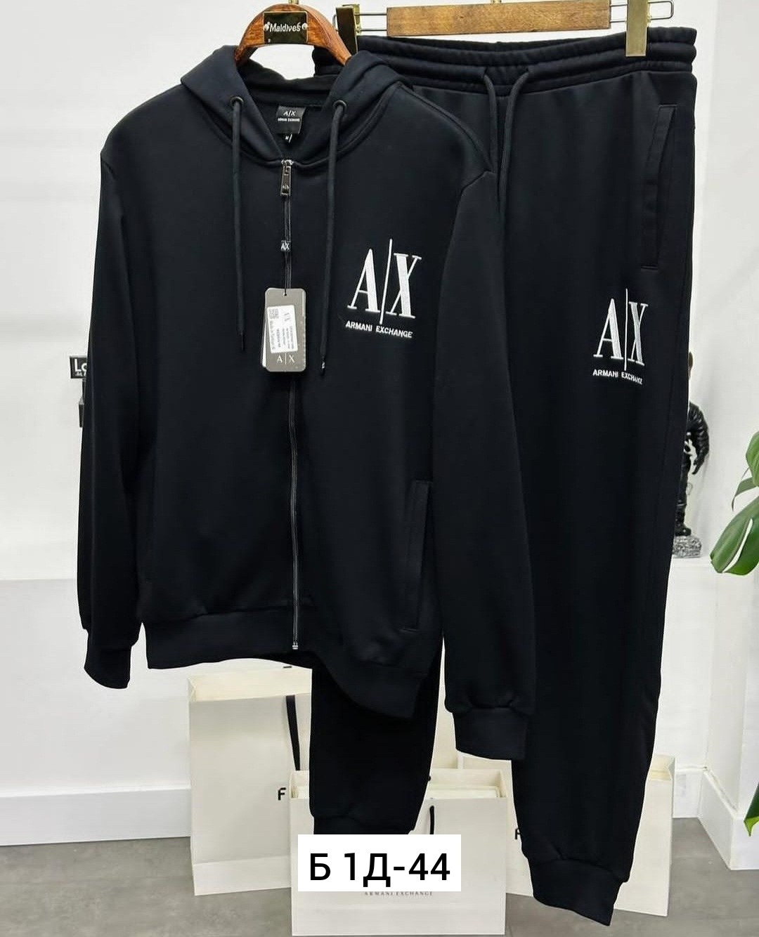 спортивный костюм armani exchange,мужской спортивный костюм exchange armani,armani спортивный костюм,мужской спортивный костюм,спортивный костюм armani exchange на флисе