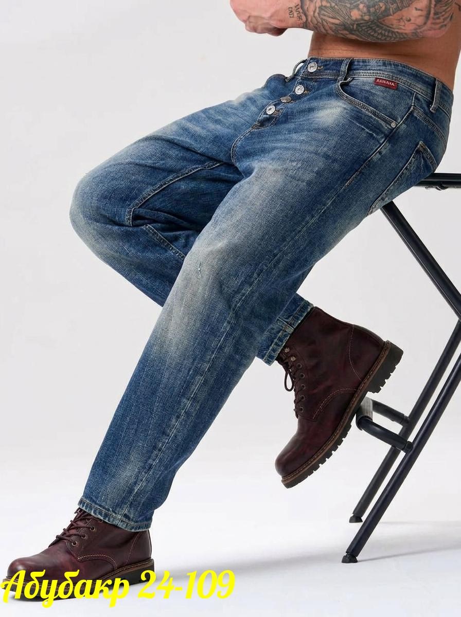 мужские джинсы,мужские джинсы классические,итальянские джинсы мужские,одежда джинсы,прямые джинсы мужские