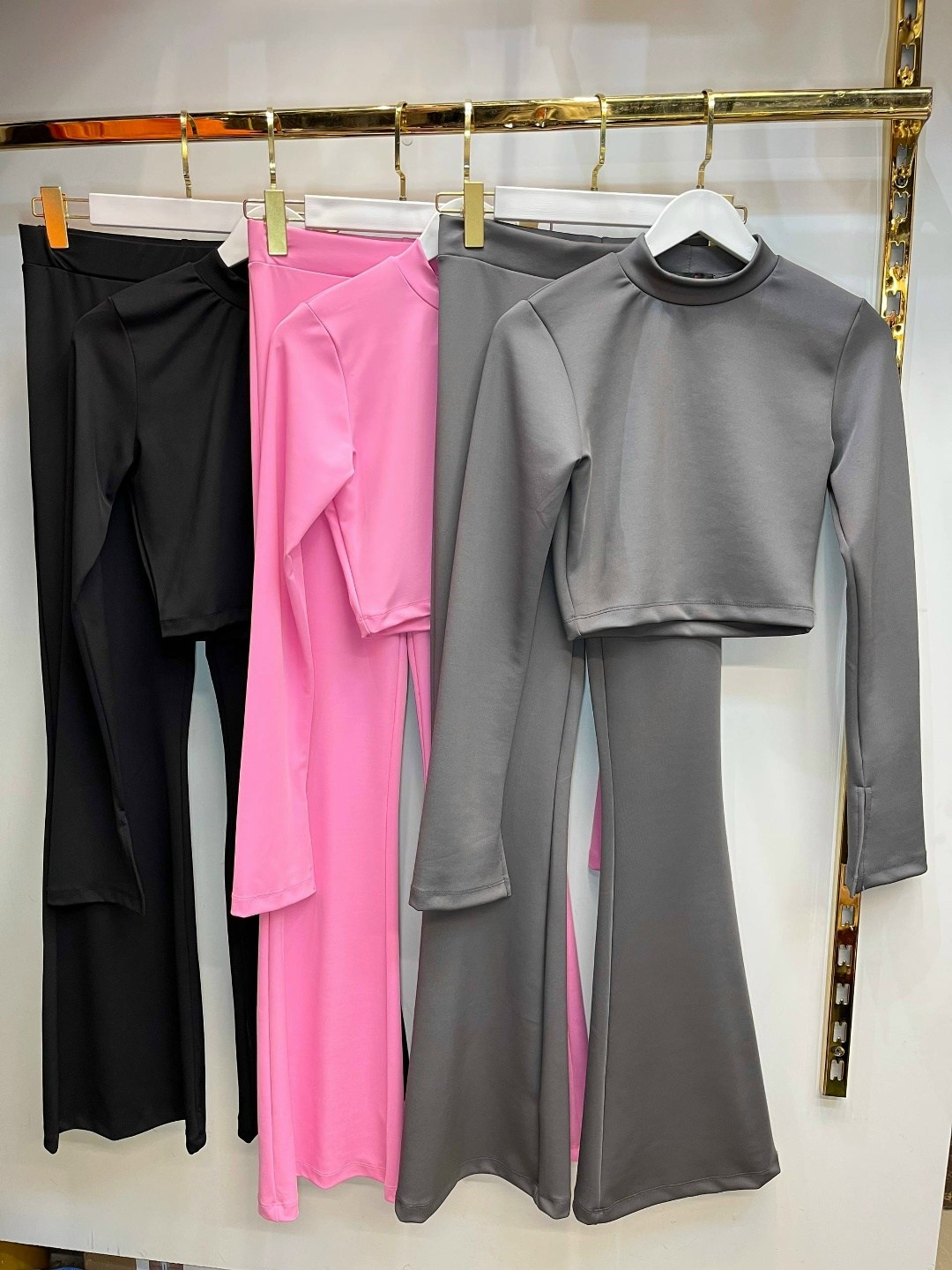 одежда для фитнеса,костюмы спортивные женские,костюмы спортивные,костюмы женские,спортивный трикотаж