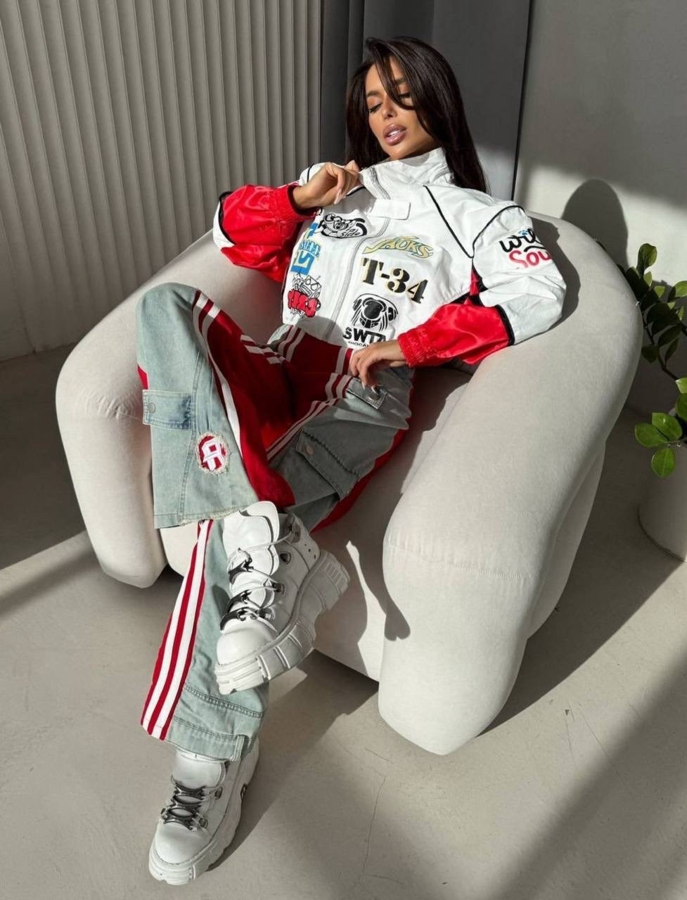 костюм спортивный женский,спортивный костюм,костюм дизайнерский,костюмы в спортивном стиле