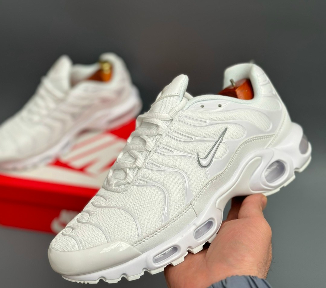 nike air max plus tn мужские кроссовки белые,кроссовки nike air max tn plus,nike tn air max plus white,nike air max plus tn,кроссовки nike air max tn