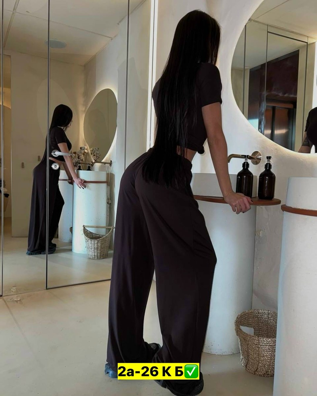 девушка,девушки,,костюм с кроп топом,жіноча мода