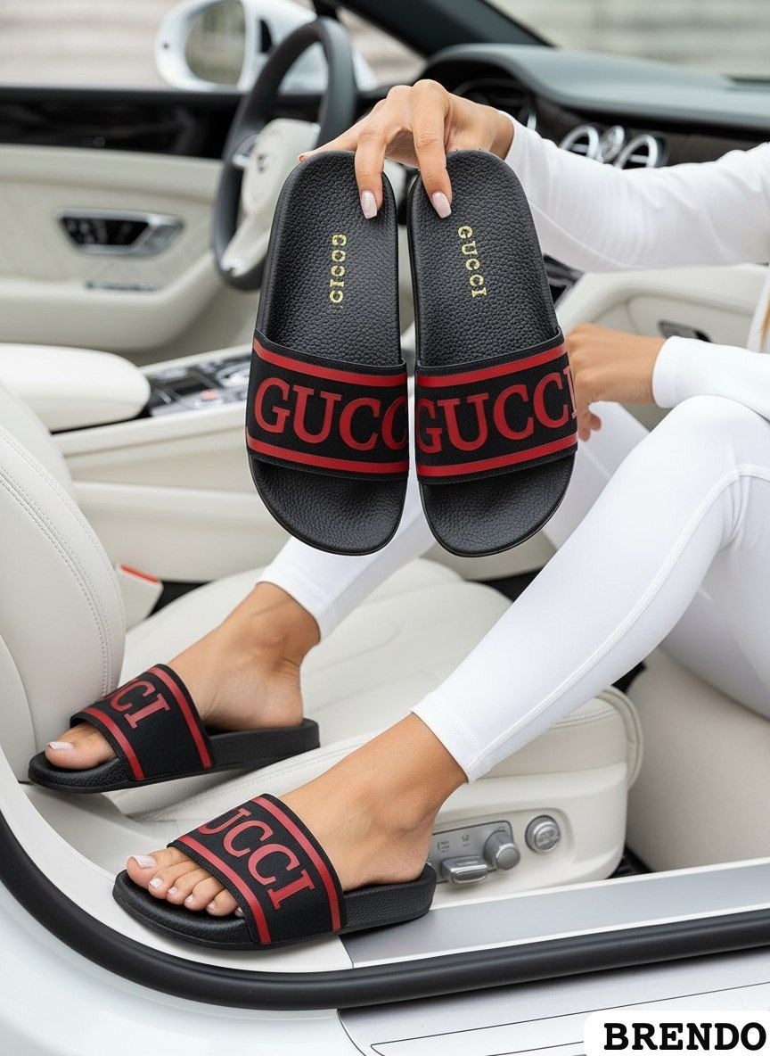 ,сандалии gucci,шлепки гуччи,тапочки гуччи,сандалии модные