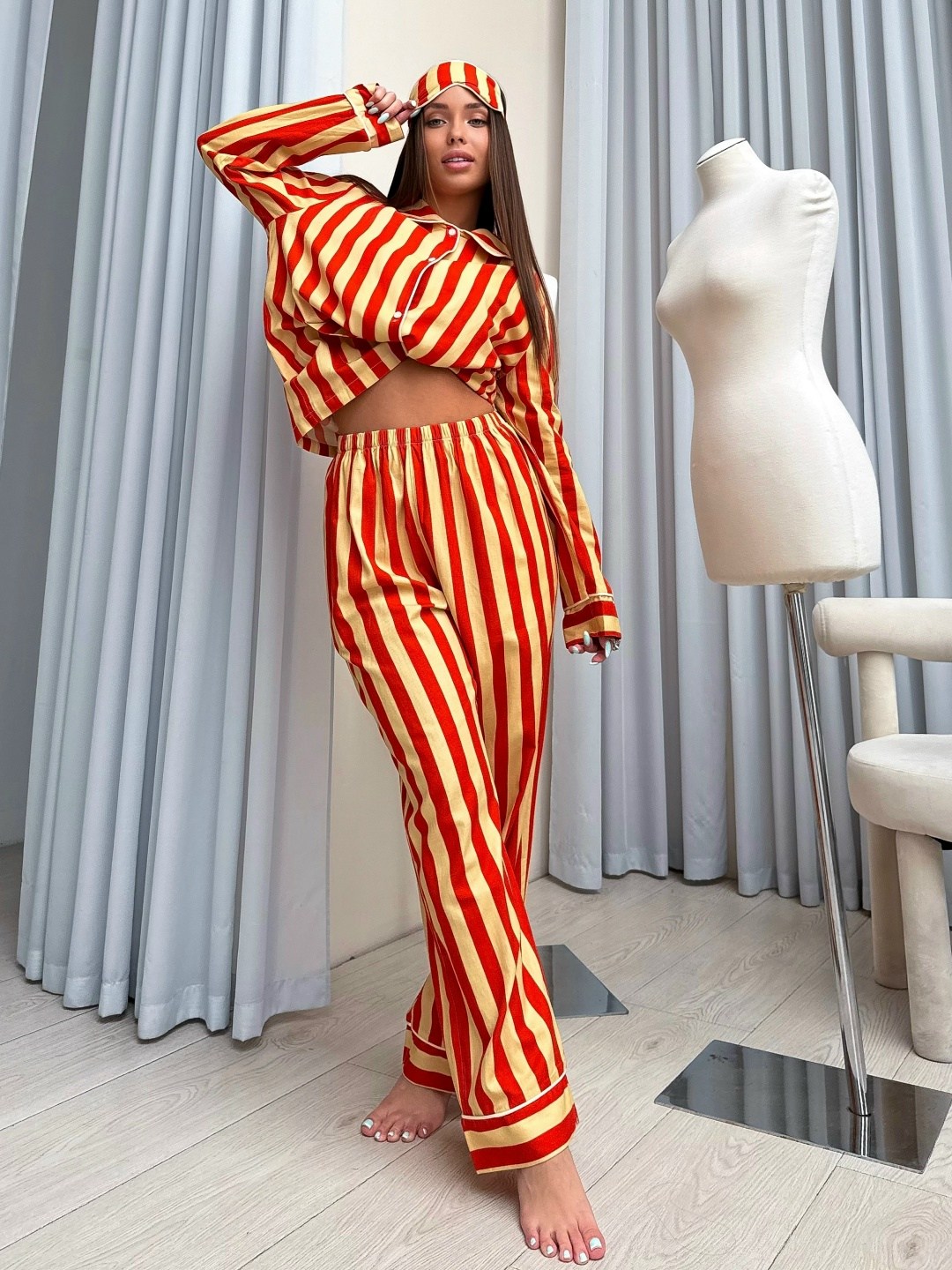 модные наряды,женские комбинезоны,пижамные костюмы,костюм в полоску