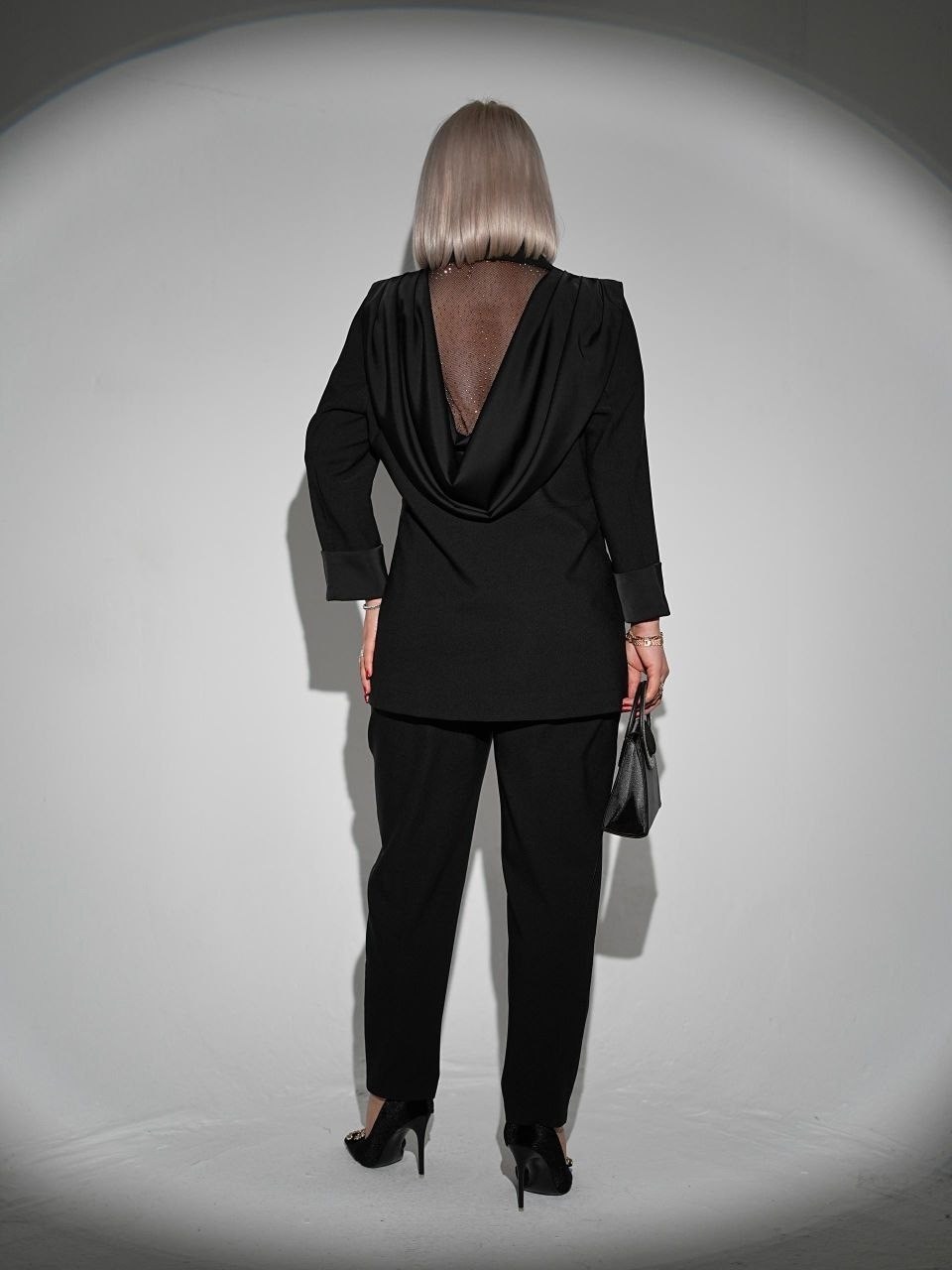 брючный костюм dilana vip 2056/1 красный,костюм dilanavip 2056/1 красный,костюм брючный 2056-1 красный dilanavip,костюм брючный-двойка классический,брючный костюм vilena 974 красный