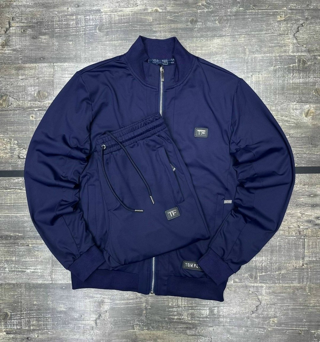 спортивный костюм dolce gabbana,спортивный костюм дольче габбана мужской,мужской спортивный костюм tom ford,костюм dolce gabbana мужской спортивный,спортивный костюм мужской