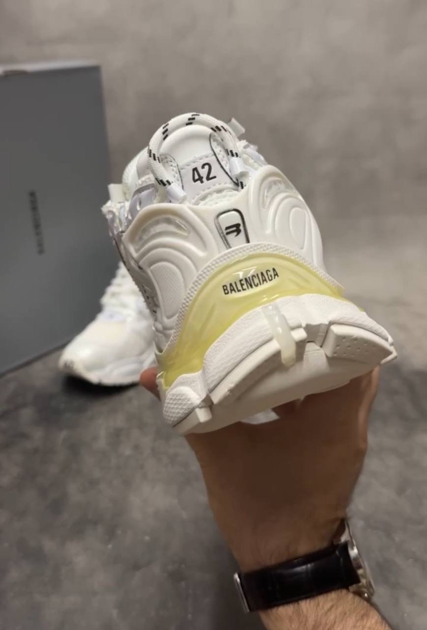 кроссовки balenciaga,balenciaga кроссовки runner,кроссовки balenciaga runner sneaker 'white' 2026,balenciaga runner sneaker white 2026,кроссовки balenciaga runner sneaker high white
