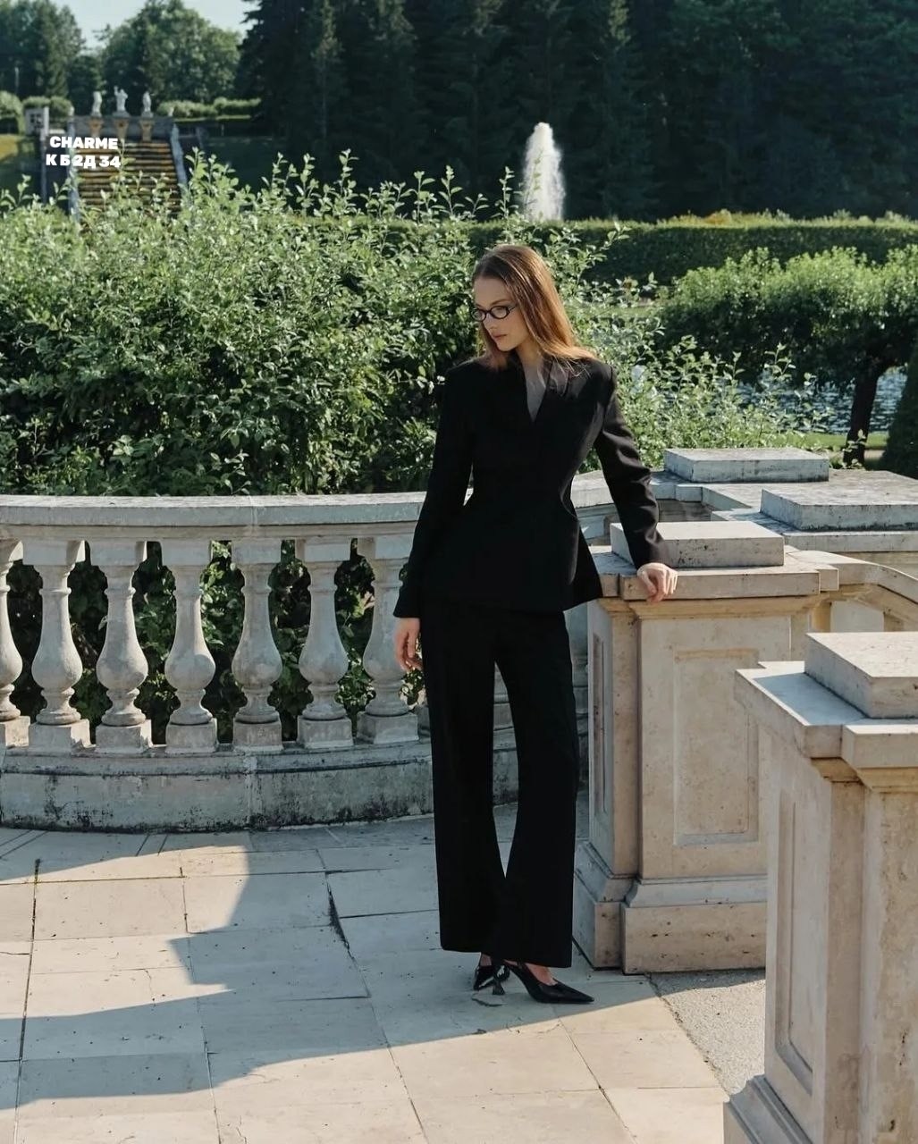 приталенный жакет,брючный костюм,стильные наряды,костюм классический