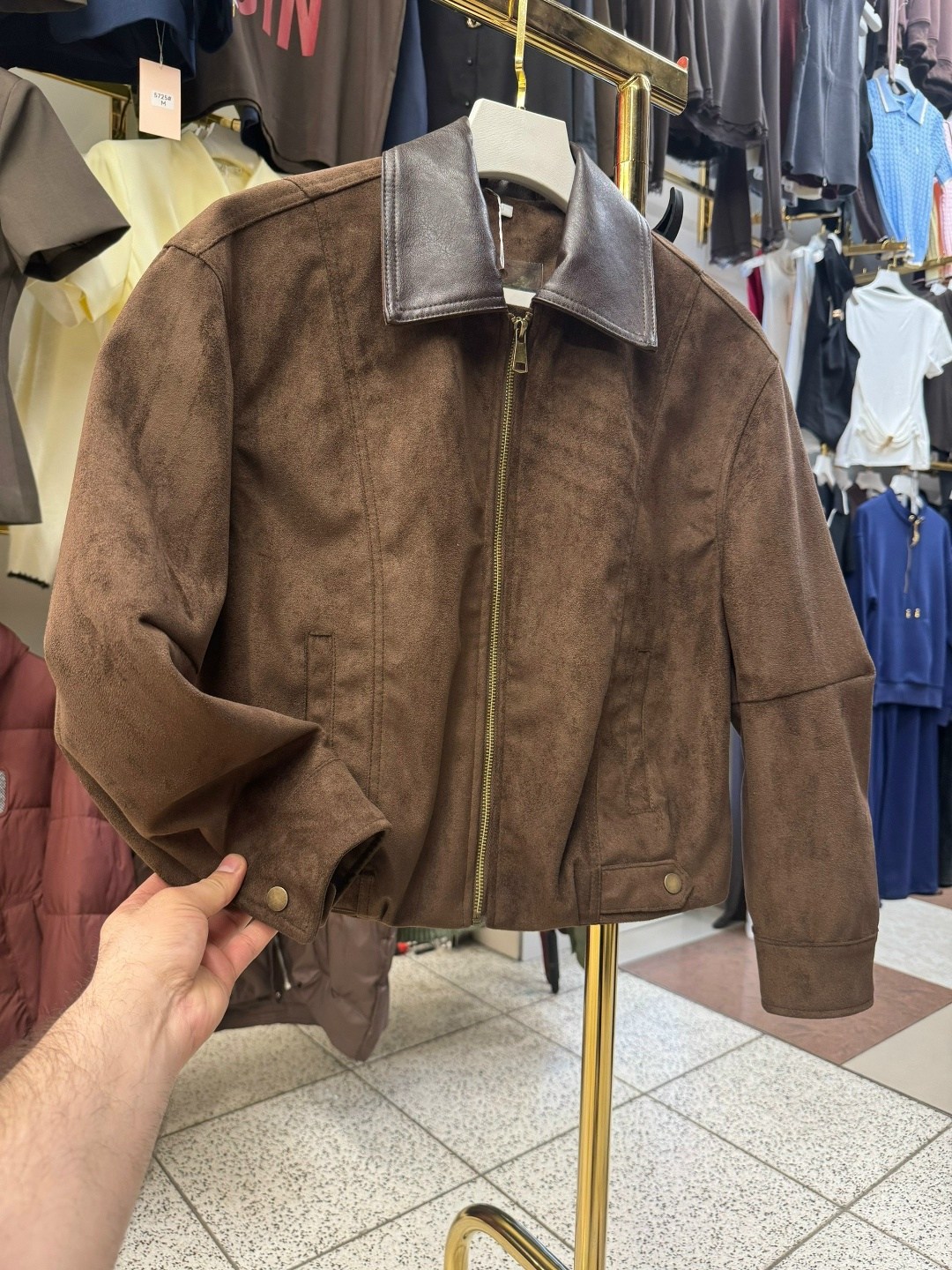 замшевая куртка,куртка,куртка кожаная,легкая куртка,женская куртка