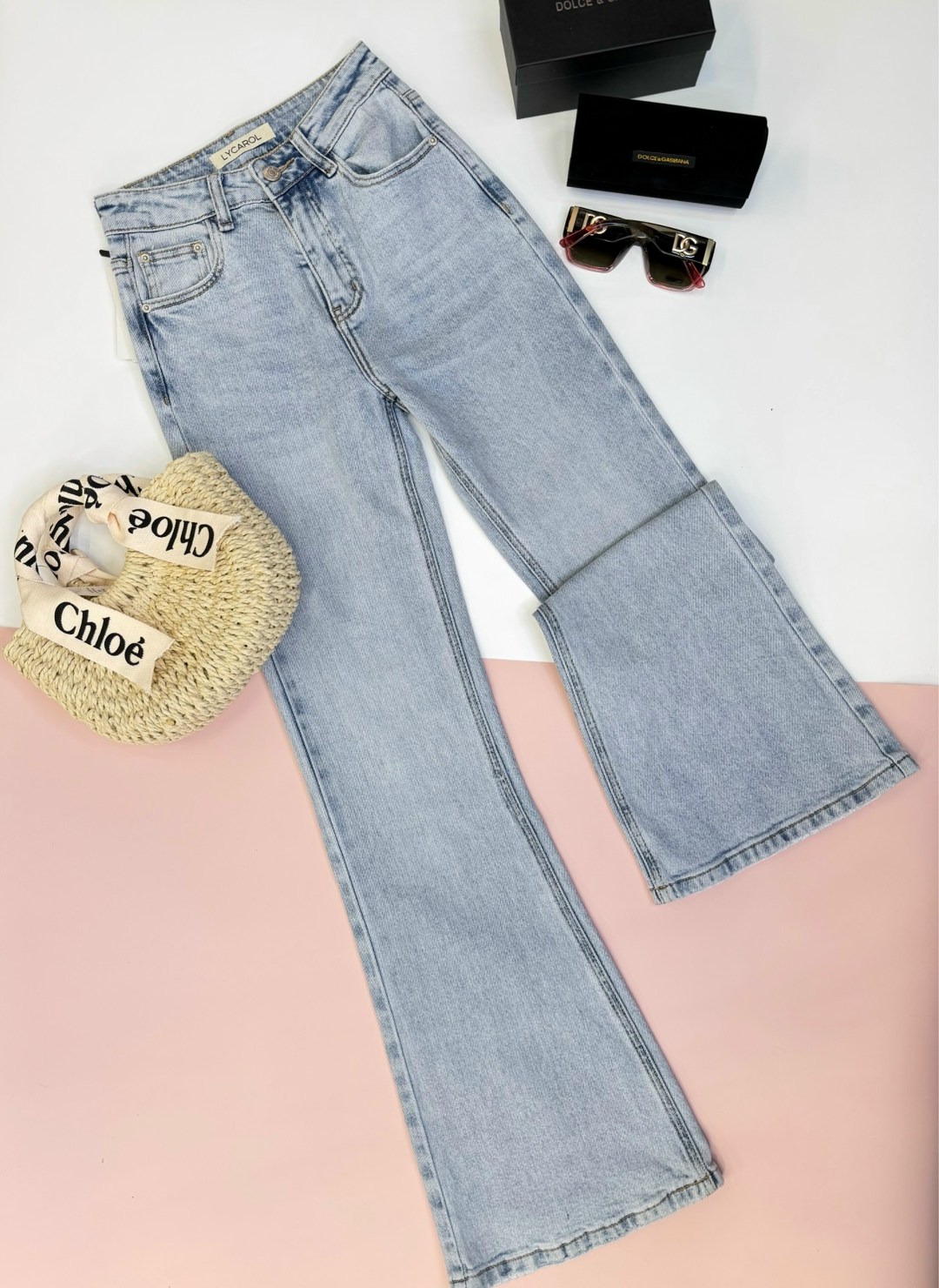 расклешенные джинсы tommy jeans sylvia серый деним,женские джинсы,джинсы женские клеш,стильные джинсы,джинсы