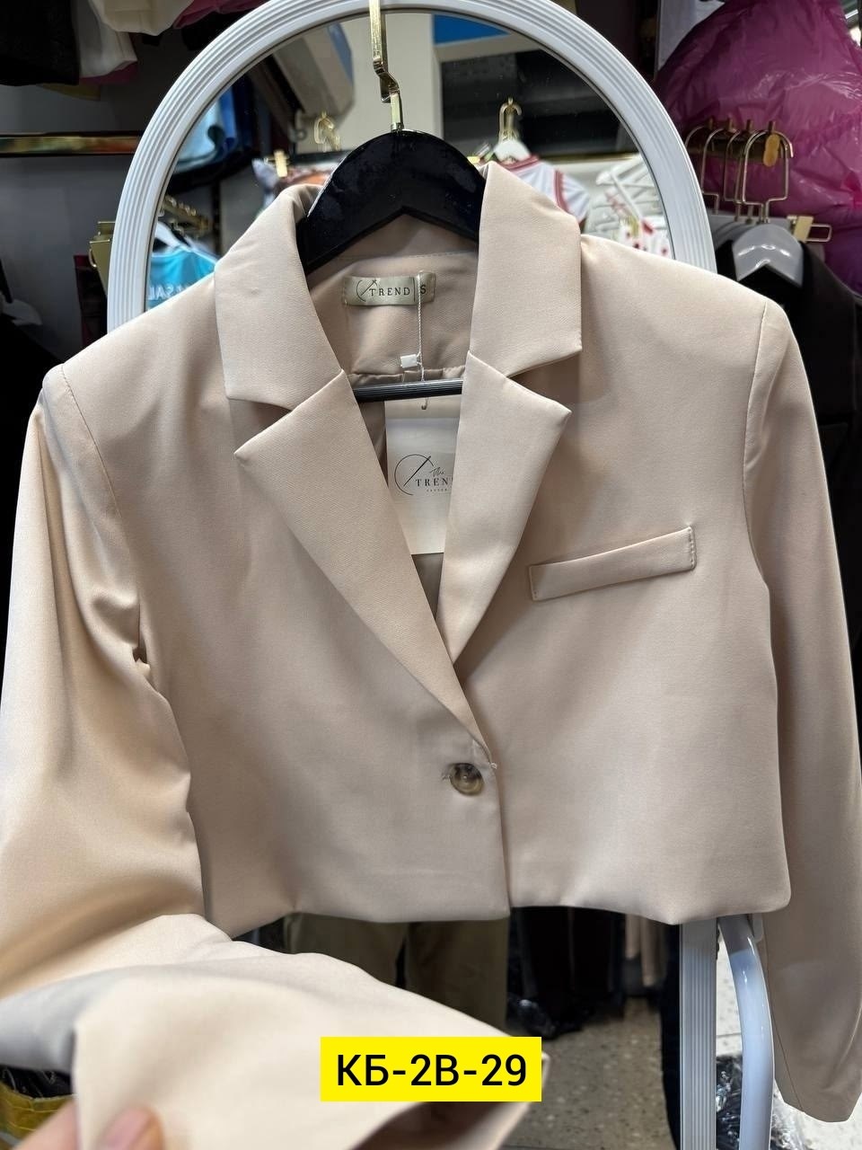 женский укороченный пиджак,пиджак женский,бежевый пиджак,жакет классический,пиджак укороченный