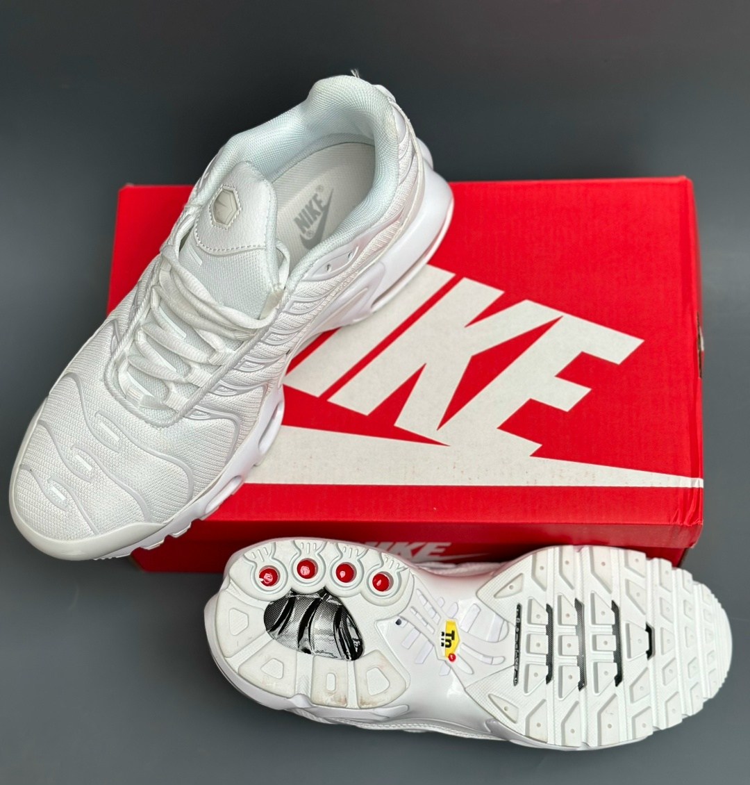 nike air max plus tn мужские кроссовки белые,кроссовки nike air max tn plus,nike tn air max plus white,nike air max plus tn,кроссовки nike air max tn