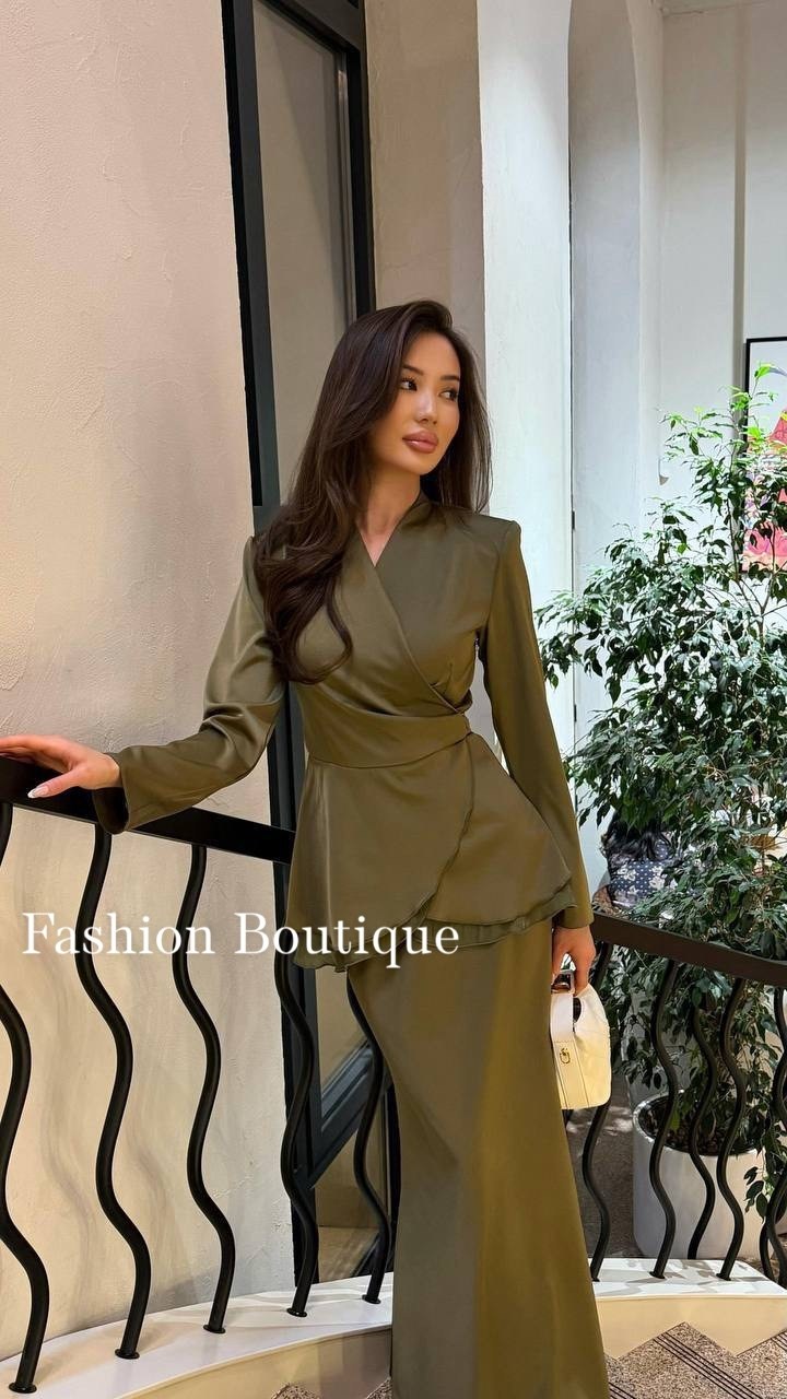 брючный костюм,вечернее платье,женский костюм,платья,элегантный вечерний женский костюм с блузой и юбкой в стиле романтик