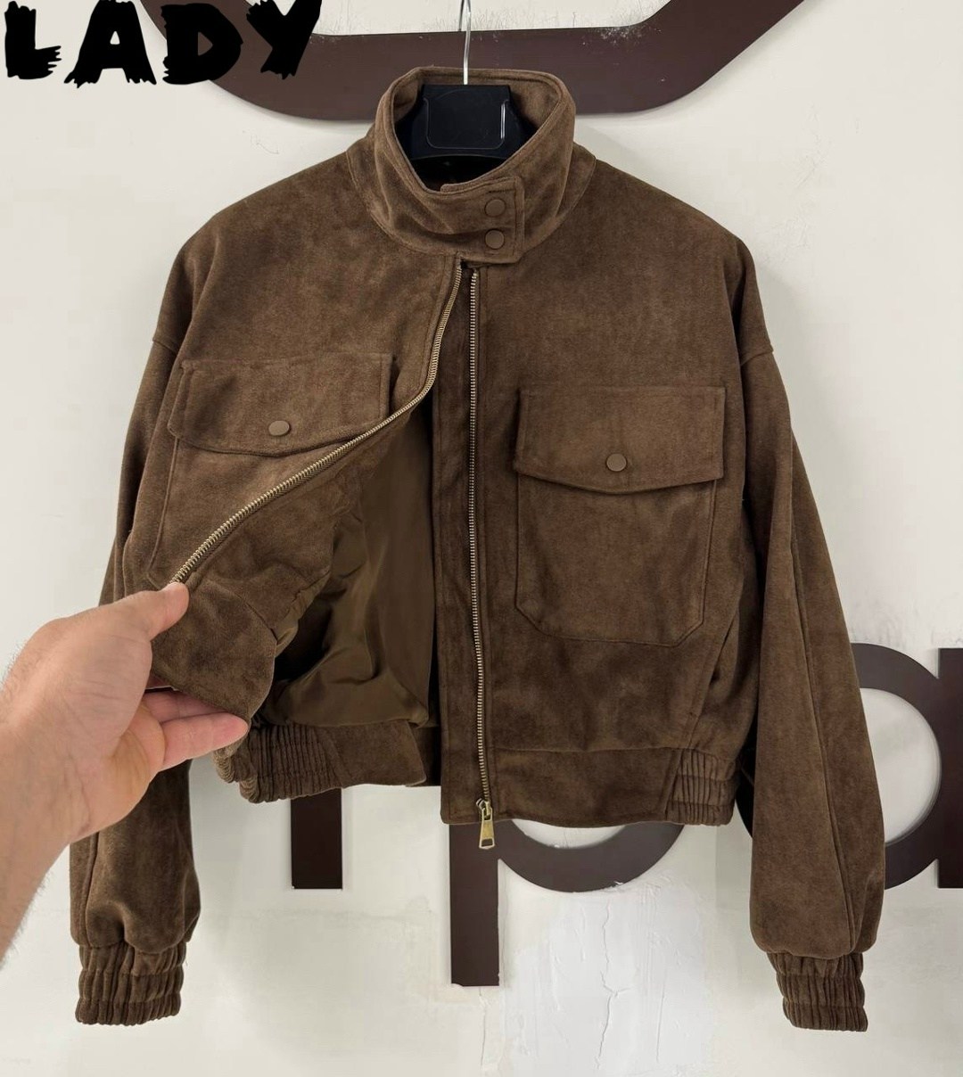 женская куртка бомбер из эко замши коричневого цвета,бомбер укороченный оверсайз замшевый куртка рабочего тренд saint shine,бомбер женская куртка,куртка замшевая,кожаная куртка женская