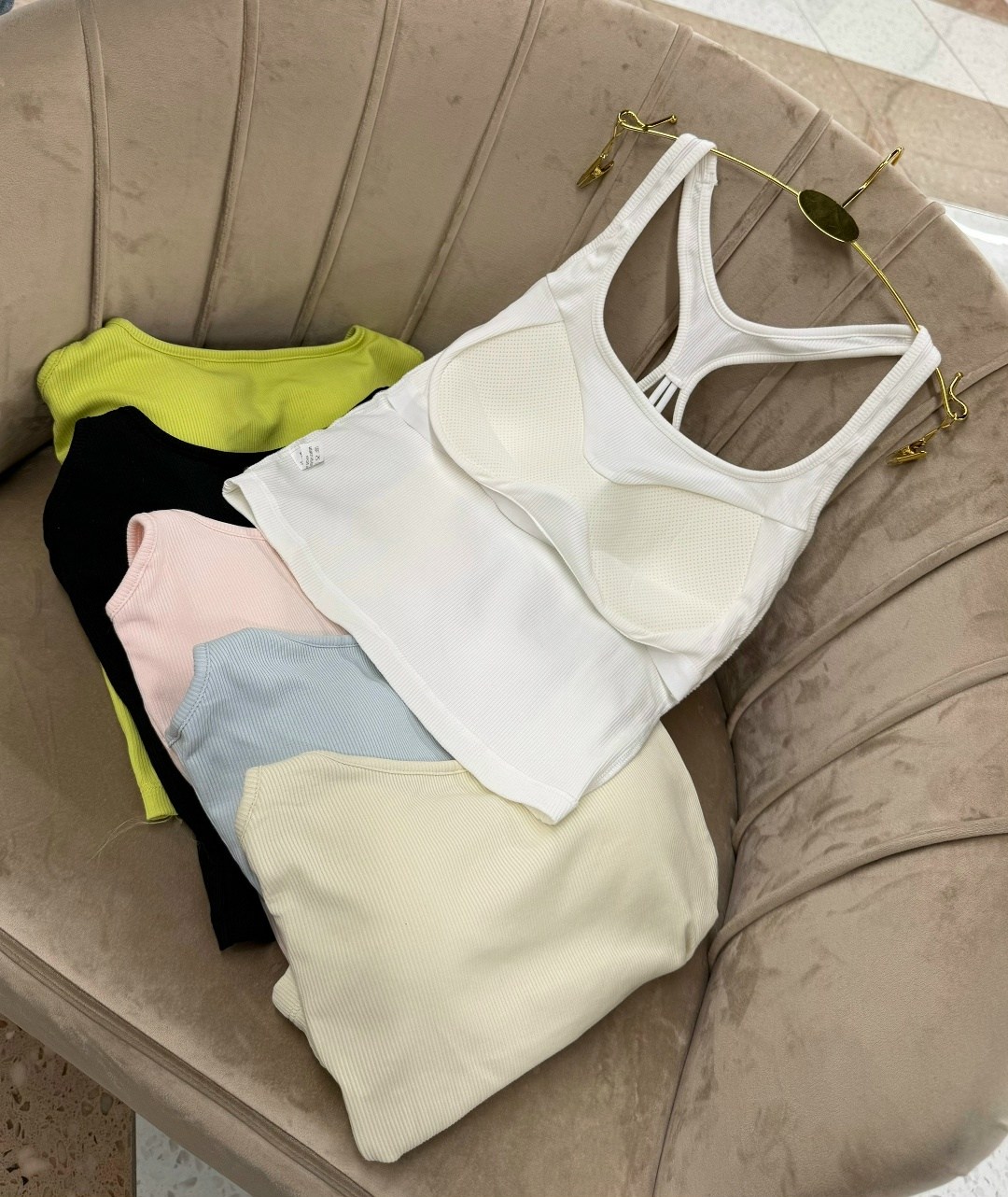 топ женский,майка женская,топ женский белый,кроп топ женский,топ майка