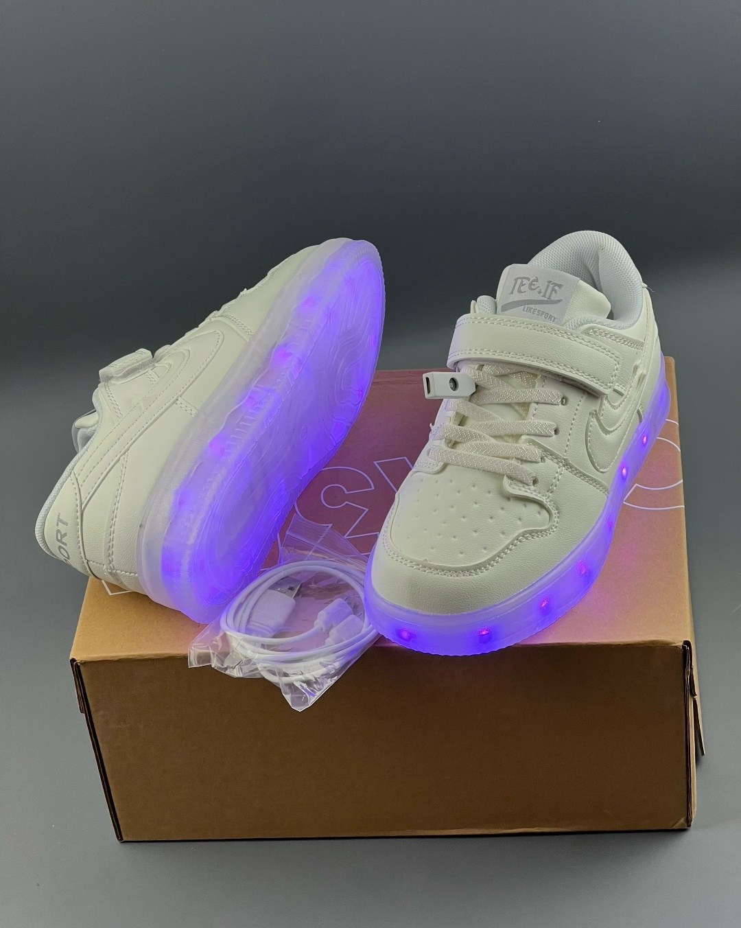 кроссовки со светящейся подошвой,кроссовки светящиеся,светящиеся кроссовки для мальчика,кроссовки детские светящиеся,кроссовки детские с подсветкой