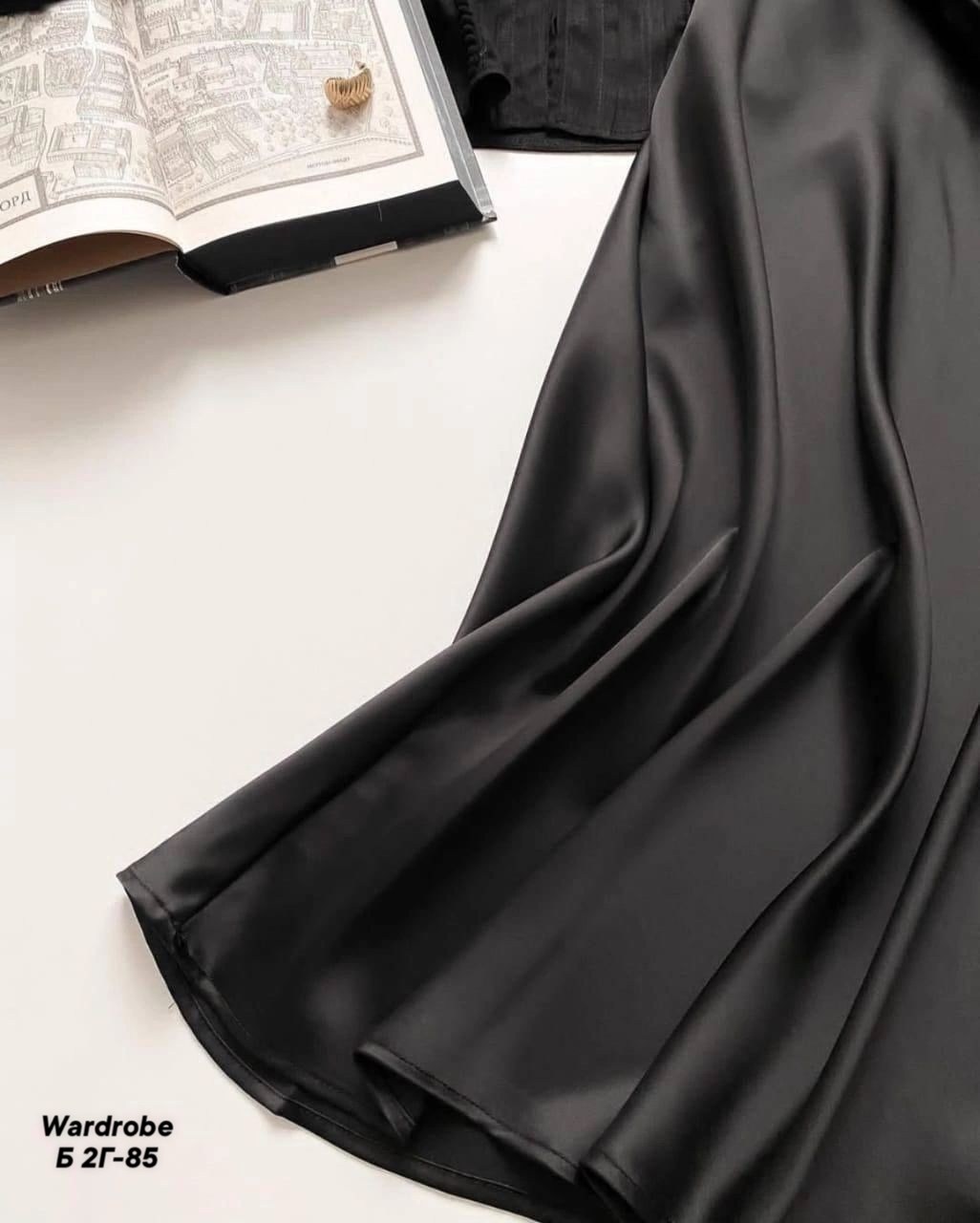 юбка атласная,коричневая атласная юбка,шелковая юбка,юбка миди,образ с шелковой юбкой миди