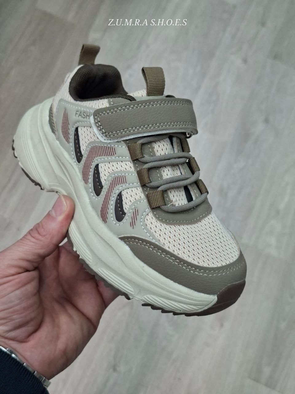 кроссовки,детские кроссовки,женские кроссовки,кроссовки для девочек,кроссовка детская