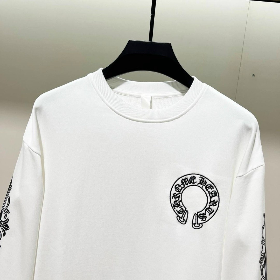 стильные наряды,брендовые кофты,модные стили,женский свитшот