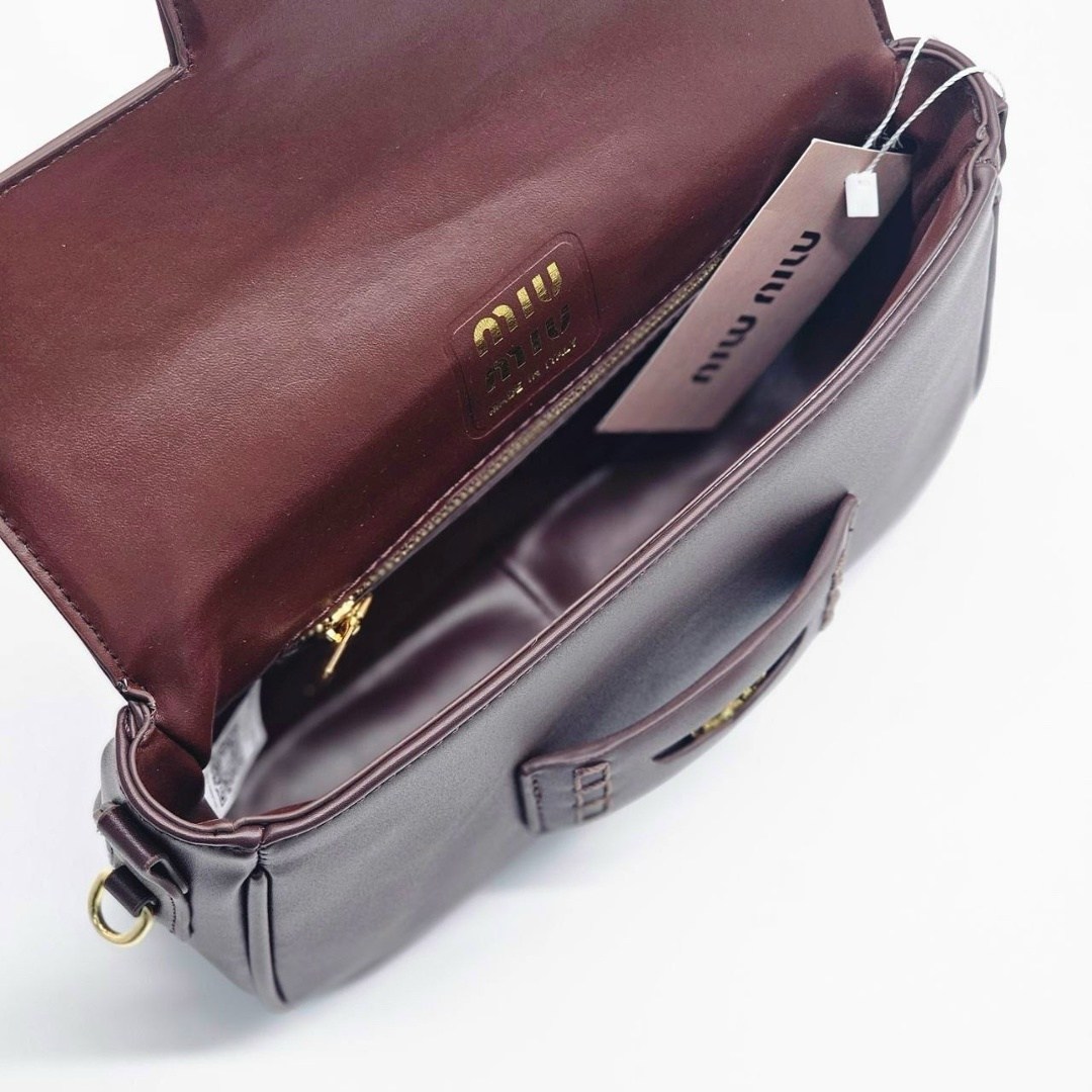 сумки,сумка,сумки miu miu,стильные сумочки,сумки женская