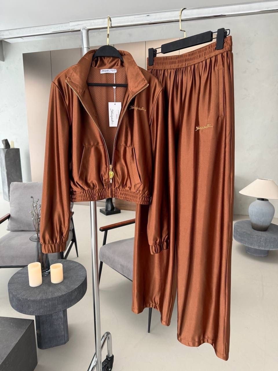 костюм велюровый,велюровый спортивный костюм,женский костюм,костюм спортивный женский,велюровый костюм женский