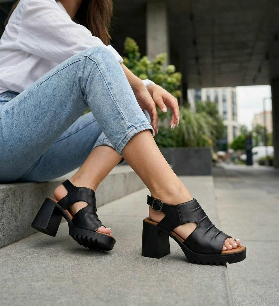 женские босоножки,босоножки платформа,модные босоножки,черные босоножки,босоножки на платформе с каблуком