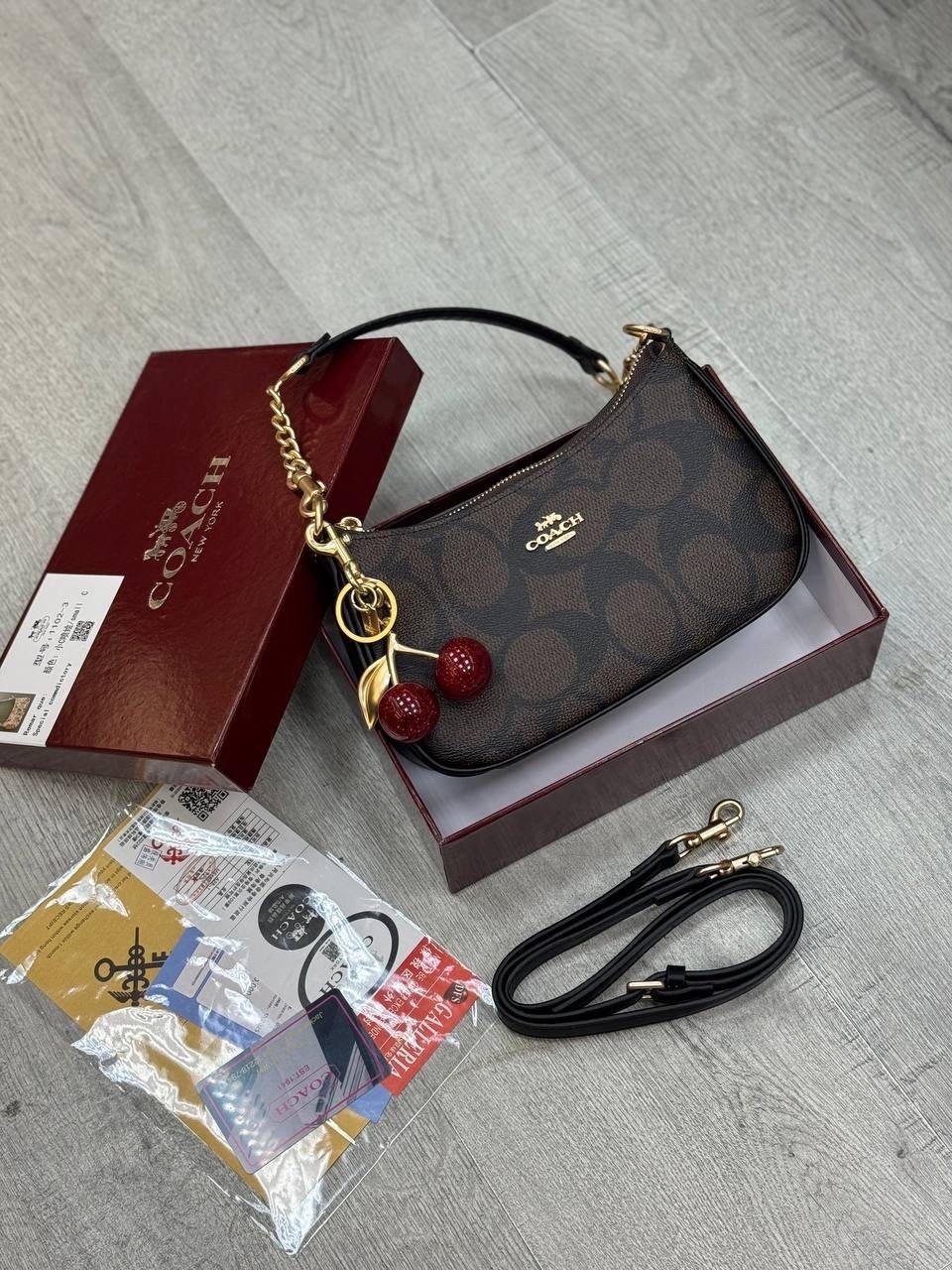 женская сумка coach,женская сумка-кошелек через плечо coach,сумка coach,coach сумка на плечо,брендовая сумка через плечо coach