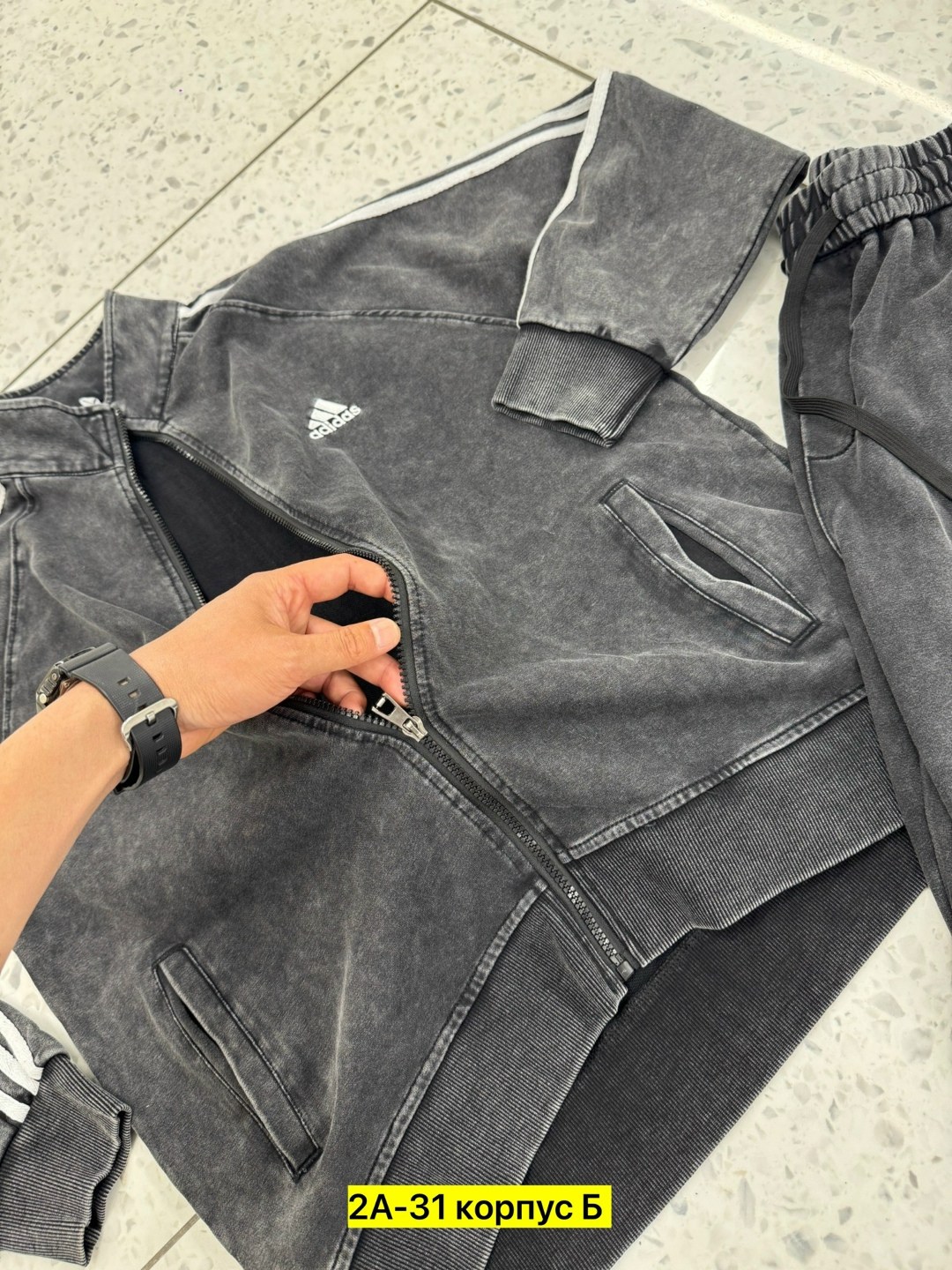 спортивный костюм adidas,спортивный костюм мужской адидас,спортивные костюмы адидас,костюм спортивный,костюм адидас