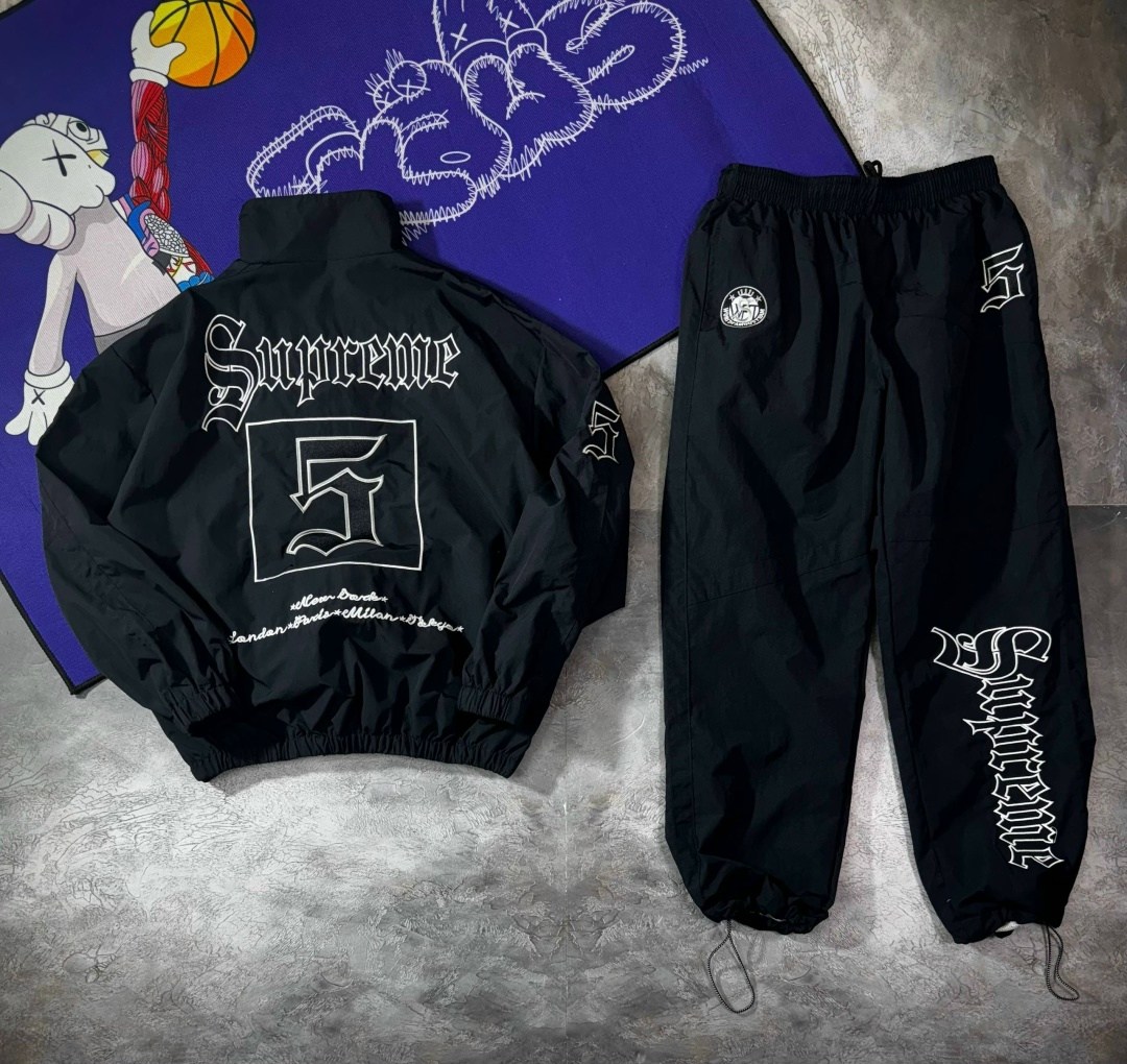 куртка суприм,универсальная куртка,куртка,бомбер куртка,спортивная куртка