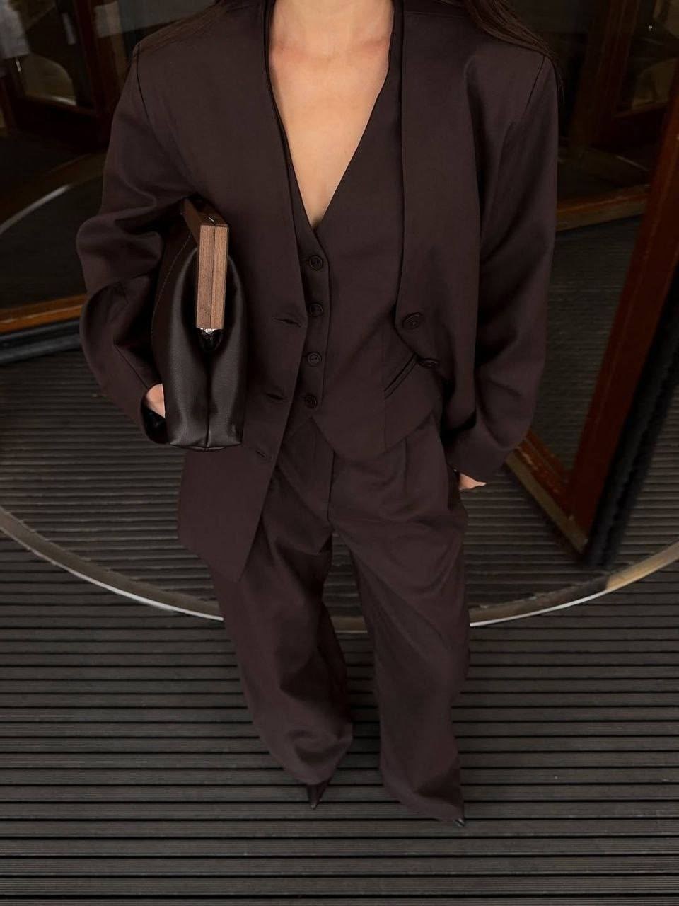брючный костюм,женский брючный костюм,модные брючные костюмы 2025,брючный костюм для женщин
