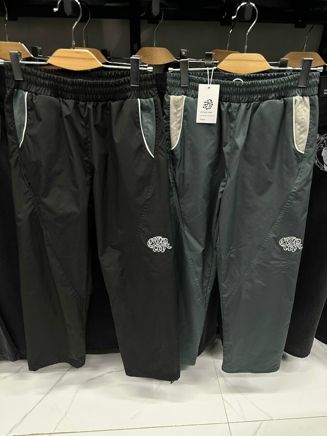 штаны спортивные,спортивные брюки,штаны спортивные мужские,брюки мужские спортивные,брюки спортивные штаны