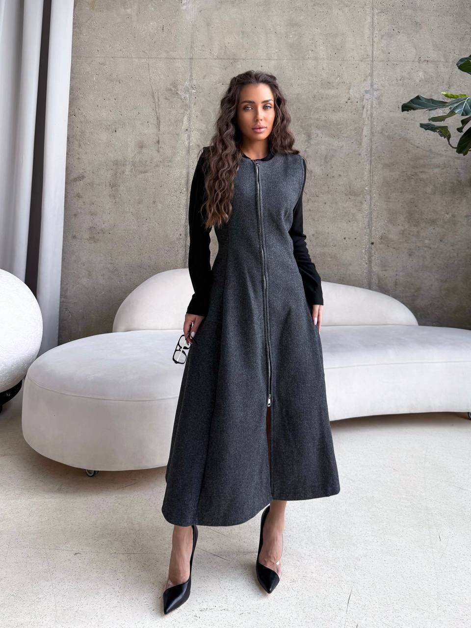 стильное пальто,костюм с юбкой,теплое платье,платье женской
