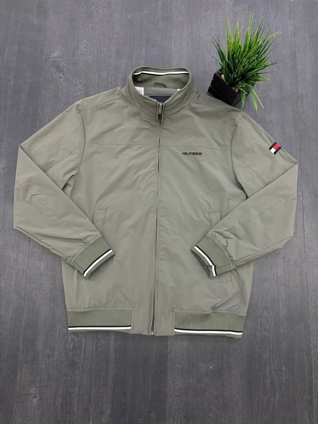 куртка tommy hilfiger мужская,ветровка tommy hilfiger,демисезонная куртка,ветровка мужская,куртка tommy hilfiger