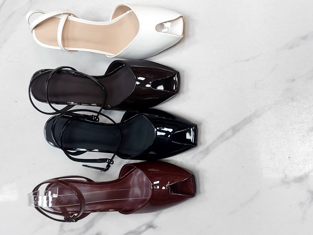 женские босоножки,босоножки женские лаковые,женская ,босоножки с перфорацией,женские туфли лодочки