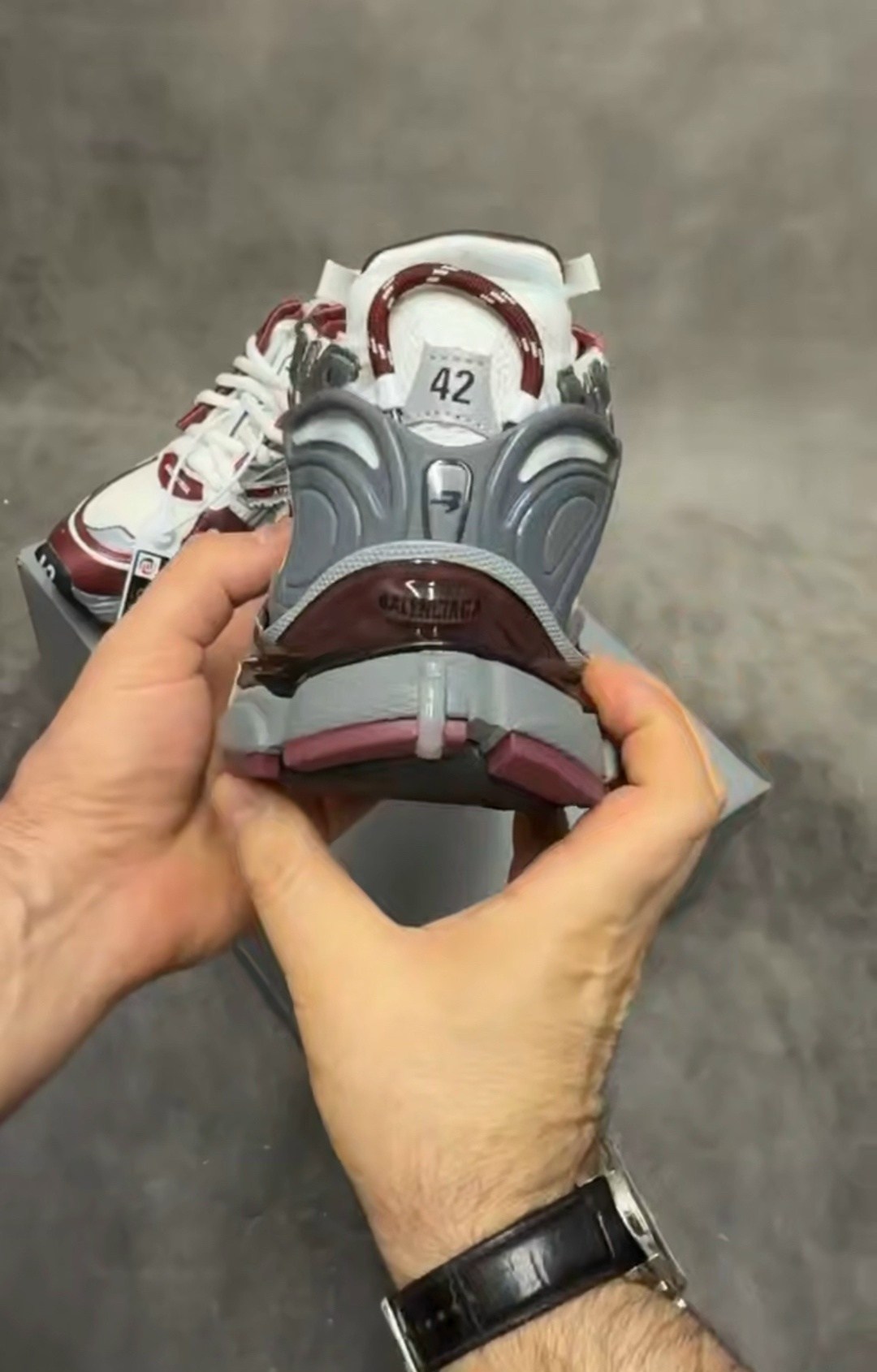 баленсиага раннер кроссовки,кроссовки balenciaga runner,кроссовки balenciaga,balenciaga runners,кроссовки в стиле balenciaga