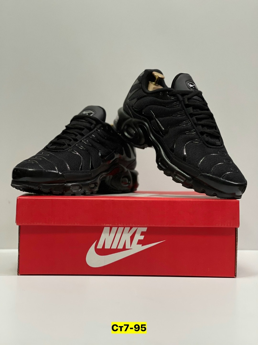 кроссовки nike air max tn plus,кроссовки nike air max tn plus мужские,кроссовки мужские nike air max plus,кроссовки мужские nike air max tn,кроссовки nike air max plus