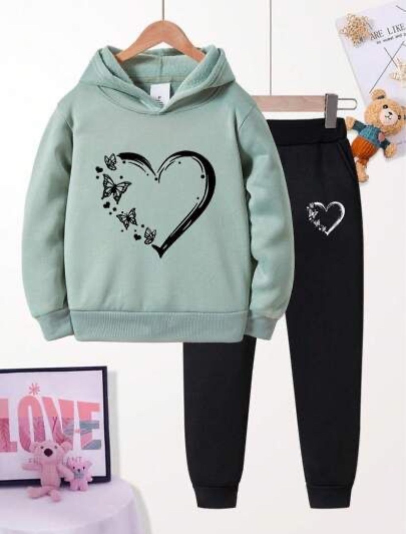 спортивные брюки & худи с принтом сердечка shein,спортивные костюм,детский с принтом сердечка худи & спортивные брюки,костюм на девочку,спортивный костюм для девочек