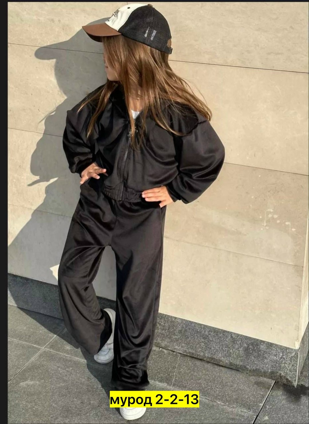 велюровый костюм для девочки спортивный капюшон,спортивные костюмы для девочек,спортивный велюровый костюм,велюровый костюм для девочки,велюровый спортивный костюм для девочки